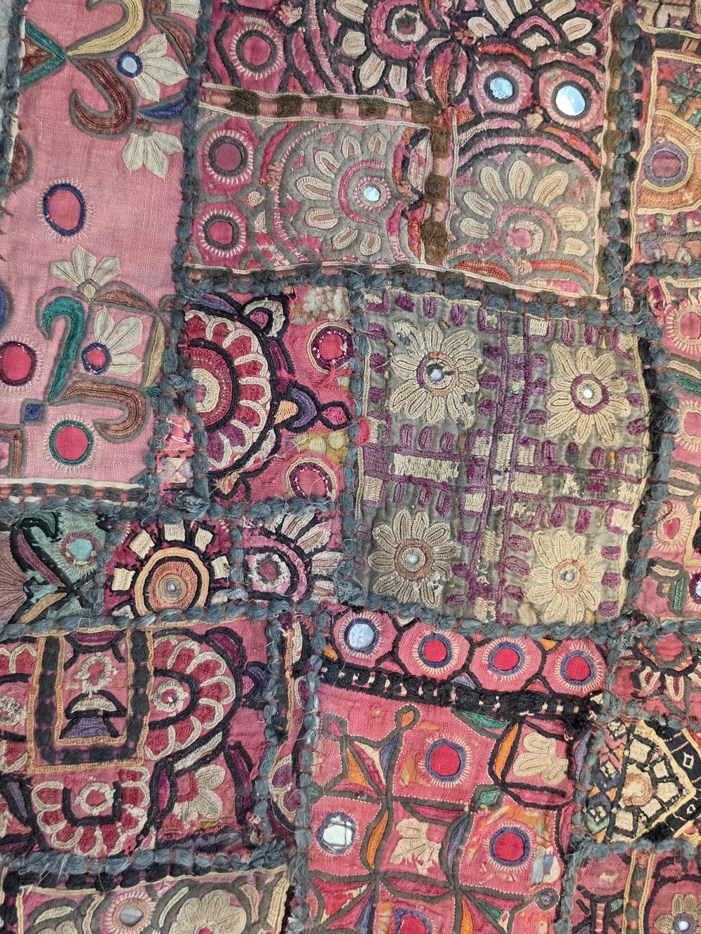 Vintage Handmade Indian Embroidered Patchwork Wall Hanging - Picture 10 of 16